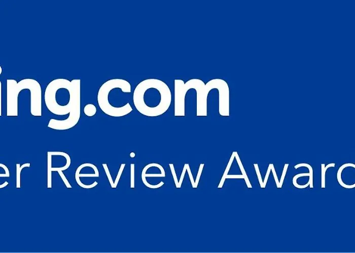 Cozy Airport Gazde/Camere de închiriat *